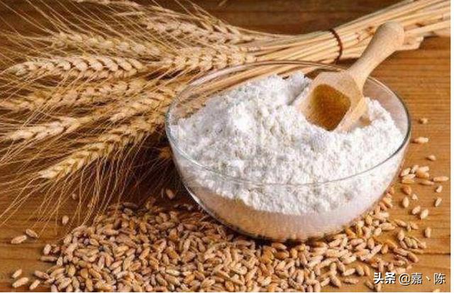 高筋面粉和低筋面粉有什么区别