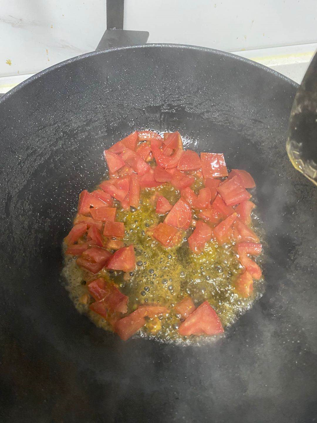 夏天煲什么养生汤最适合（夏天煲什么汤补身体）